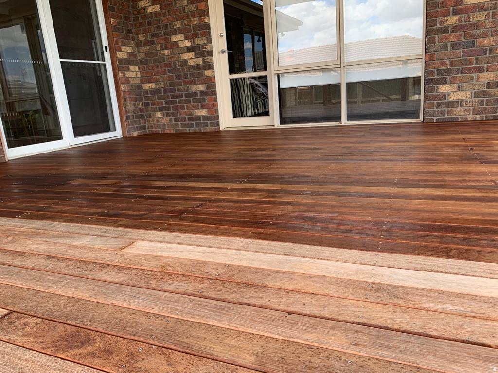 Decking Painting - painting and renovation